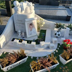 дитячи пам'ятники дніпро, Детские памятники