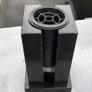 Атрибутика для пам’ятників вази